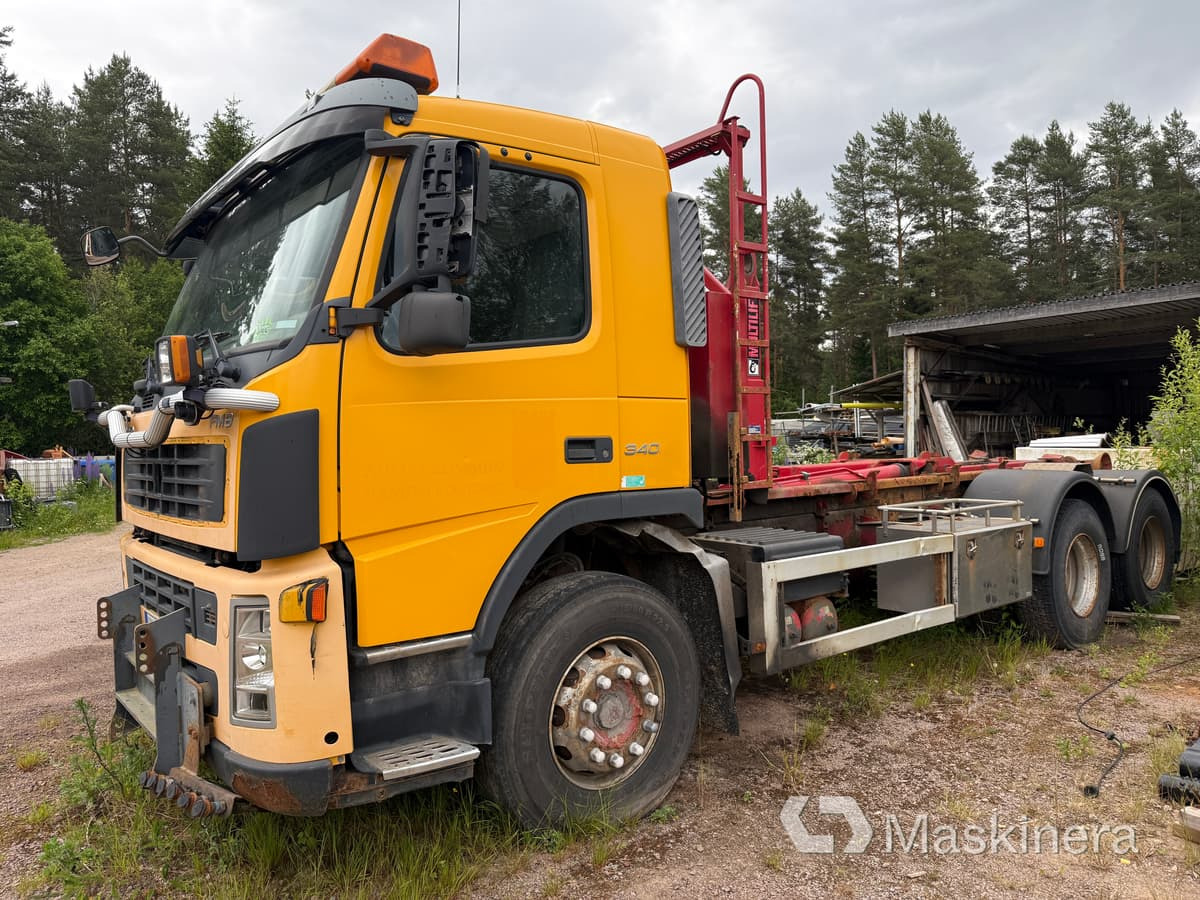 Lastväxlare Volvo FM9 6*2 (Rep.objekt) - Abrollkipper: das Bild 1 Lastväxlare Volvo FM9 6*2 (Rep.objekt) - Abrollkipper: das Bild 1
