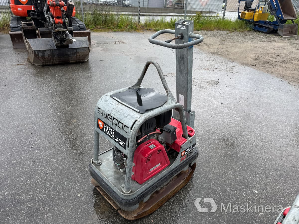 Markvibrator Swepac FB 255 - Rüttelplatte: das Bild 1 Markvibrator Swepac FB 255 - Rüttelplatte: das Bild 1