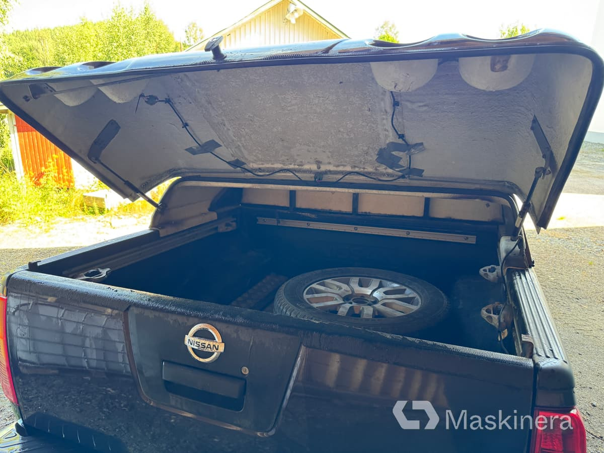 Kleintransporter Pickup Nissan Navara (Repobjekt): das Bild 45