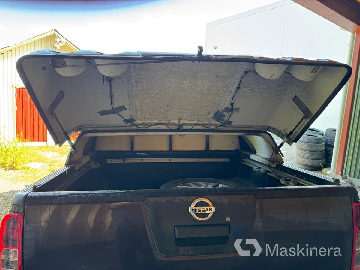 Kleintransporter Pickup Nissan Navara (Repobjekt): das Bild 47