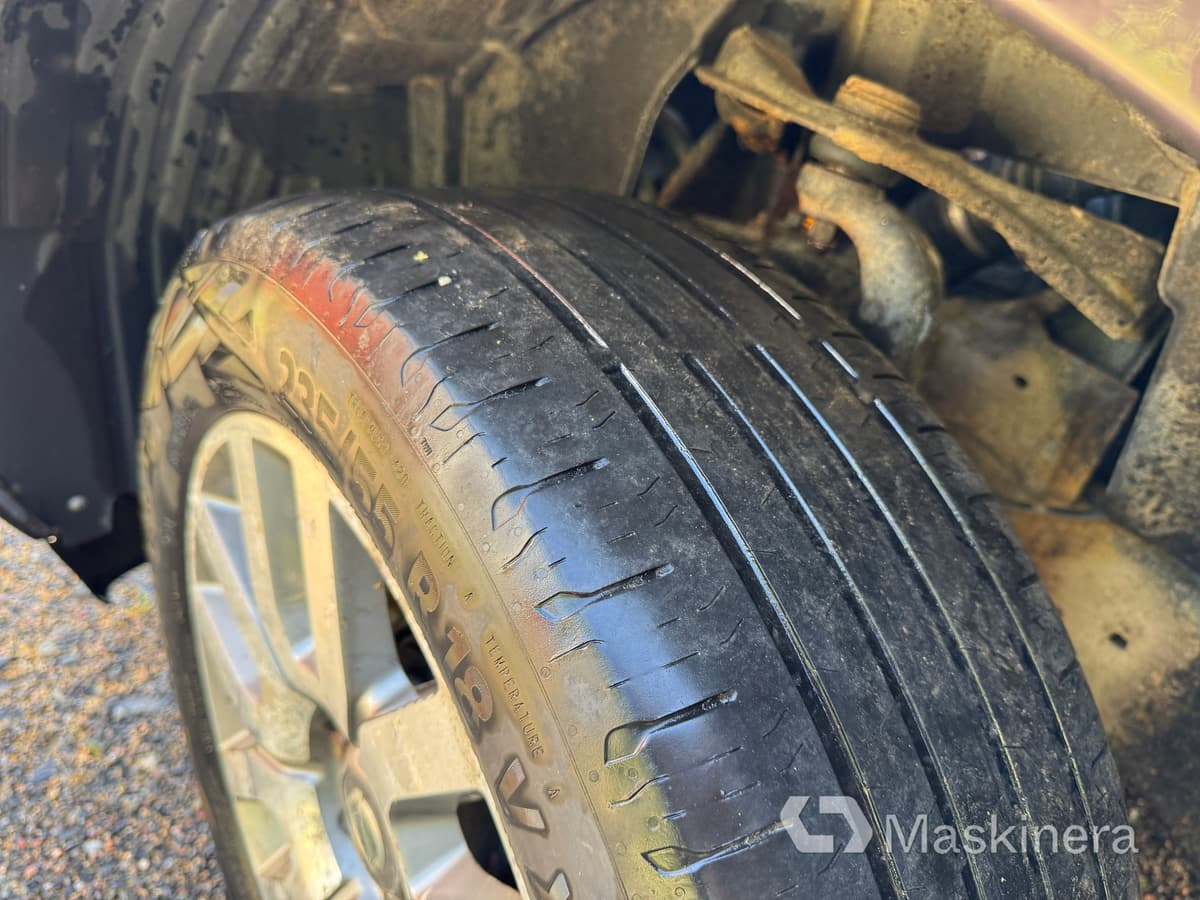 Kleintransporter Pickup Nissan Navara (Repobjekt): das Bild 36