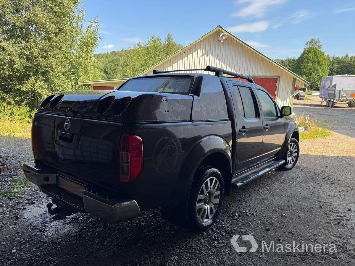 Pickup Nissan Navara (Repobjekt) - Kleintransporter: das Bild 5 Pickup Nissan Navara (Repobjekt) - Kleintransporter: das Bild 5