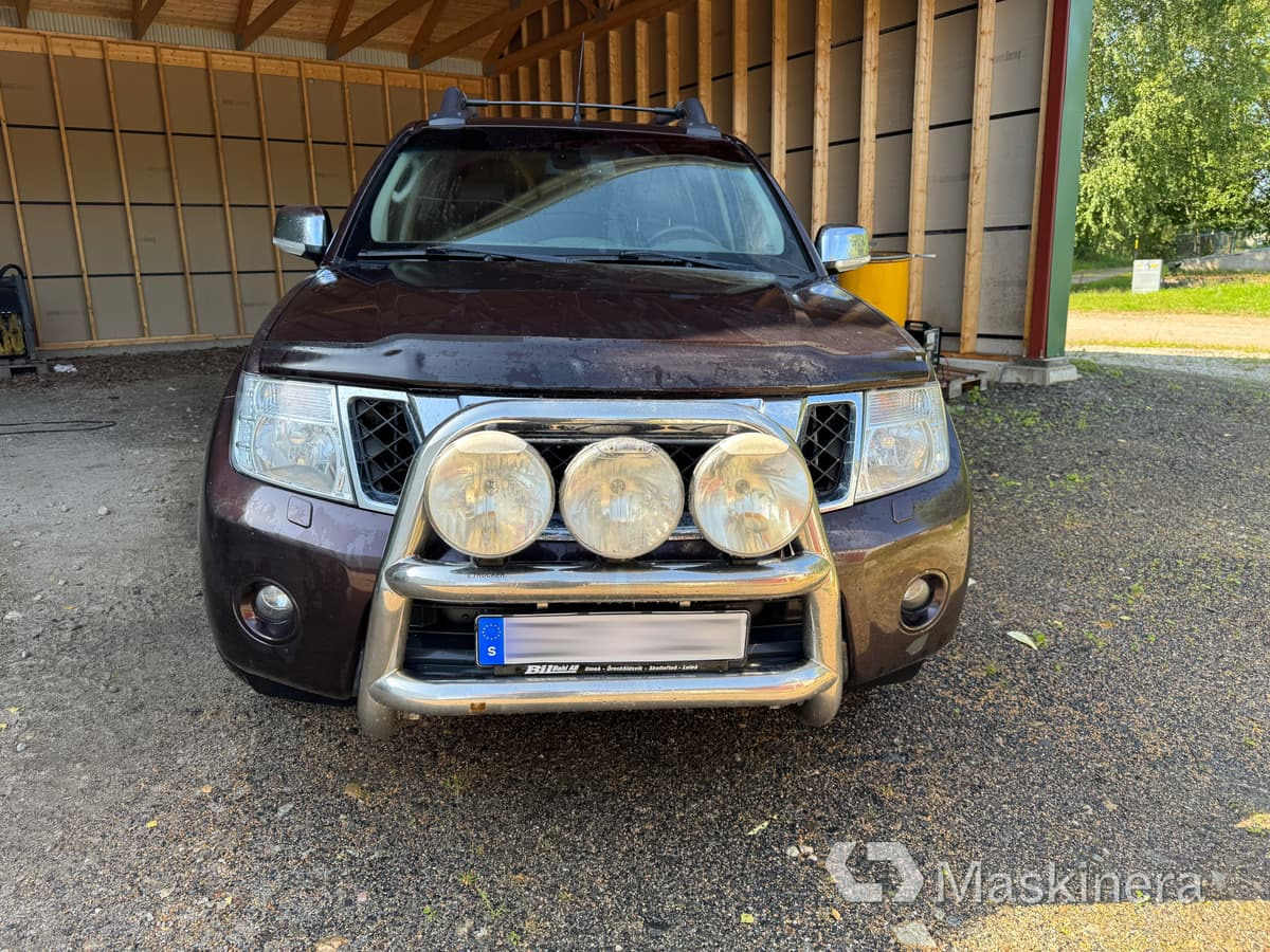 Kleintransporter Pickup Nissan Navara (Repobjekt): das Bild 8