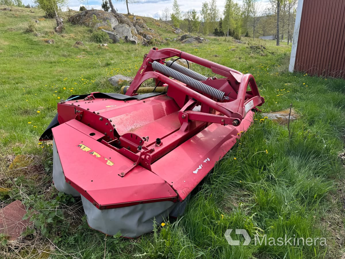 Slåtterkross JF Stoll - Rasenmäher: das Bild 3 Slåtterkross JF Stoll - Rasenmäher: das Bild 3