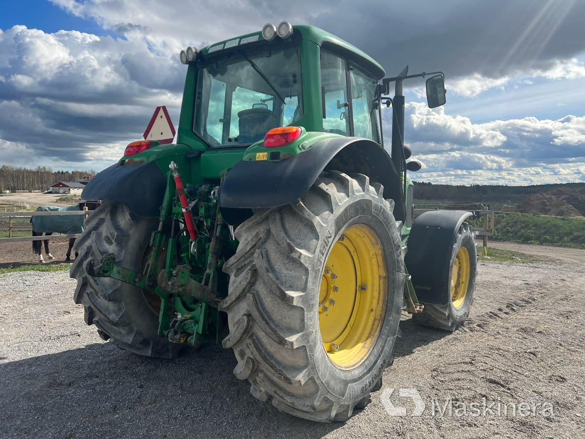 Traktor John Deere 6930 Premium med frontlyft - Traktor: das Bild 5 Traktor John Deere 6930 Premium med frontlyft - Traktor: das Bild 5