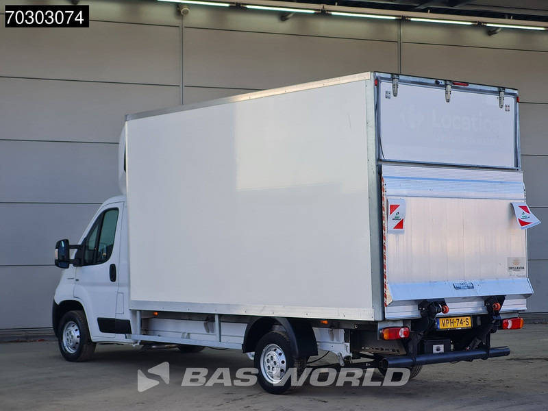 Fiat Ducato 130pk Laadklep Bakwagen LED Airco Cruise Camera Euro6 Meubelbak Koffer Airco Cruise control - Koffer Transporter: das Bild 2 Fiat Ducato 130pk Laadklep Bakwagen LED Airco Cruise Camera Euro6 Meubelbak Koffer Airco Cruise control - Koffer Transporter: das Bild 2