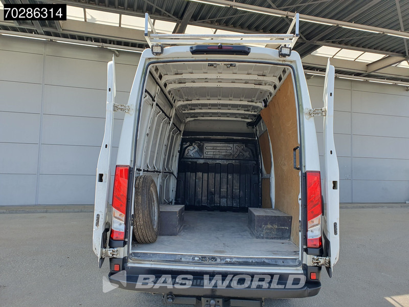 Iveco Daily 35C14 Automaat Dubbellucht L2H2 3,5t Trekhaak Airco Cruise Camera Imperiaal Euro6 L2 12m3 Airco Trekhaak Cruise control - Kastenwagen: das Bild 3 Iveco Daily 35C14 Automaat Dubbellucht L2H2 3,5t Trekhaak Airco Cruise Camera Imperiaal Euro6 L2 12m3 Airco Trekhaak Cruise control - Kastenwagen: das Bild 3