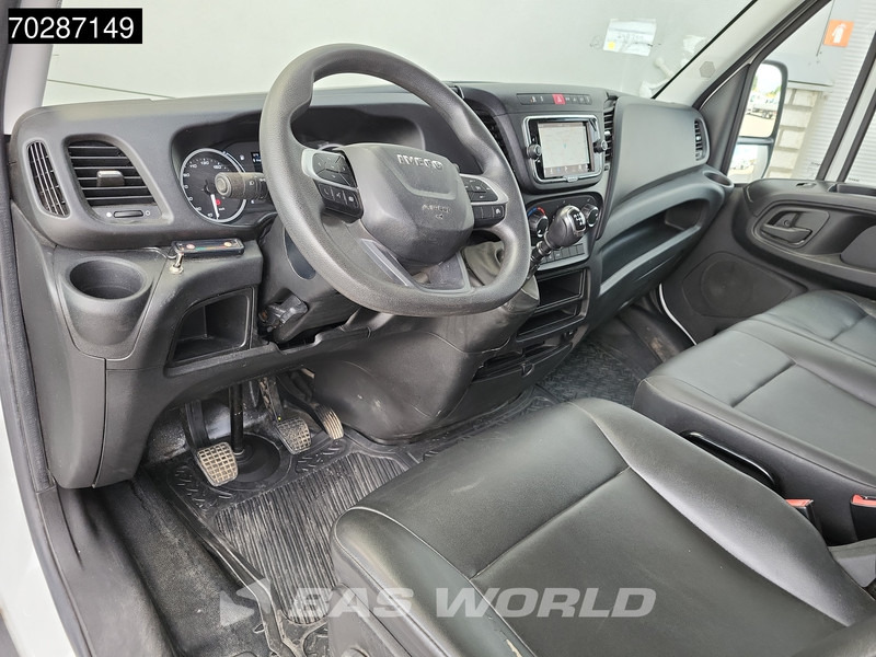 Kastenwagen Iveco Daily 35C18 3.0L Dubbellucht L2H2 3,5t Trekhaak Navi Airco Cruise Camera Imperiaal Euro6 L2 12m3 Airco Trekhaak Cruise control: das Bild 15