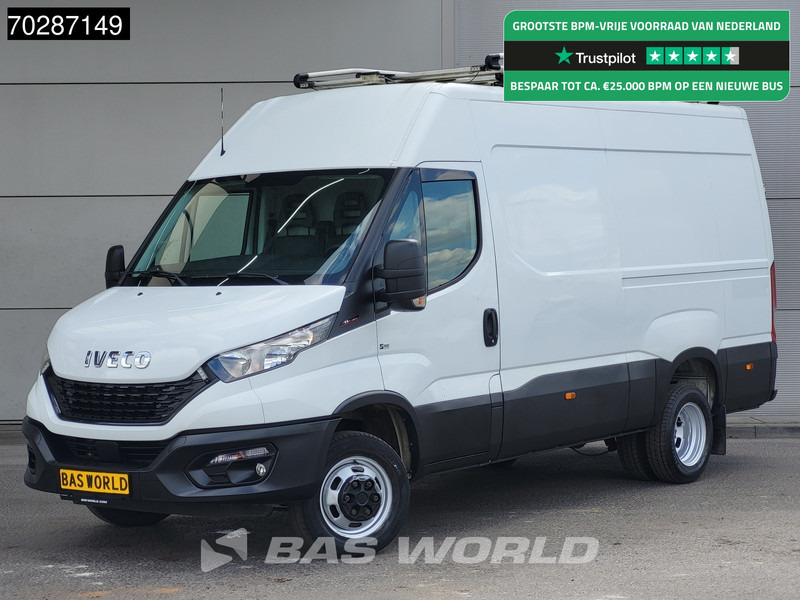 Iveco Daily 35C18 3.0L Dubbellucht L2H2 3,5t Trekhaak Navi Airco Cruise Camera Imperiaal Euro6 L2 12m3 Airco Trekhaak Cruise control - Kastenwagen: das Bild 1 Iveco Daily 35C18 3.0L Dubbellucht L2H2 3,5t Trekhaak Navi Airco Cruise Camera Imperiaal Euro6 L2 12m3 Airco Trekhaak Cruise control - Kastenwagen: das Bild 1