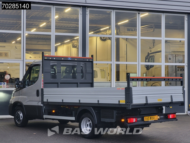 Iveco Daily 35C21 3.0L 210PK Automaat Open Laadbak 2025 model ACC Airco CarPlay Pritsche Pickup Open Box Airco - Pritsche Transporter: das Bild 5 Iveco Daily 35C21 3.0L 210PK Automaat Open Laadbak 2025 model ACC Airco CarPlay Pritsche Pickup Open Box Airco - Pritsche Transporter: das Bild 5