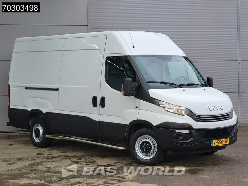 Iveco Daily 35S12 Automaat L2H2 3,5t Trekhaak Airco Cruise APK 12-2026 Euro6 L2 Airco Trekhaak Cruise control - Kastenwagen: das Bild 3 Iveco Daily 35S12 Automaat L2H2 3,5t Trekhaak Airco Cruise APK 12-2026 Euro6 L2 Airco Trekhaak Cruise control - Kastenwagen: das Bild 3