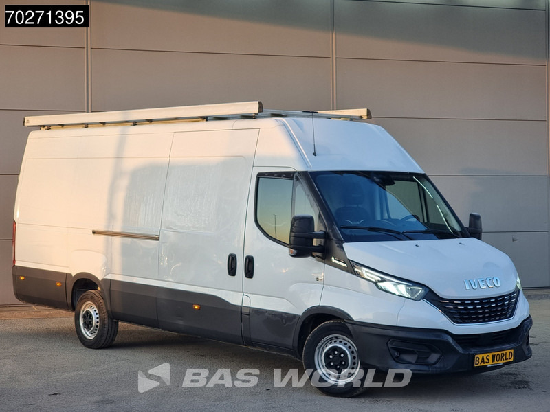 Iveco Daily 35S14 Automaat L3H2 Navi LED 3,5t Trekhaak Imperiaal Camera Airco Cruise L3 16m3 Airco Trekhaak Cruise control - Kastenwagen: das Bild 3 Iveco Daily 35S14 Automaat L3H2 Navi LED 3,5t Trekhaak Imperiaal Camera Airco Cruise L3 16m3 Airco Trekhaak Cruise control - Kastenwagen: das Bild 3