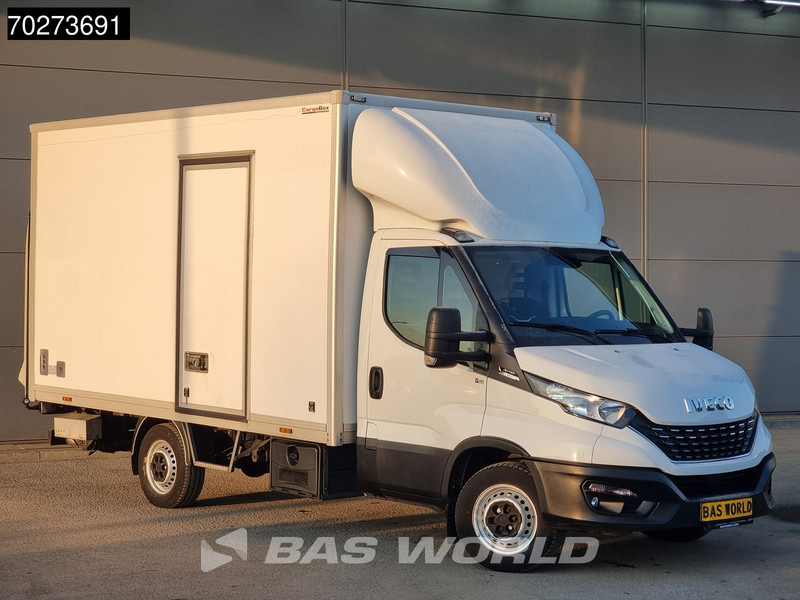 Iveco Daily 35S14 Automaat Laadklep Zijdeur Bakwagen Airco Cruise Meubelbak Koffer 20m3 Airco Cruise control - Koffer Transporter: das Bild 5 Iveco Daily 35S14 Automaat Laadklep Zijdeur Bakwagen Airco Cruise Meubelbak Koffer 20m3 Airco Cruise control - Koffer Transporter: das Bild 5
