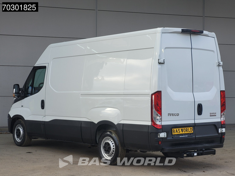 Iveco Daily 35S15 3.0L Automaat Luchtvering L2H2 3,5t Trekhaak 150PK Navi Airco Cruise Camera Euro6 L2 Airco Trekhaak Cruise control - Kastenwagen: das Bild 2 Iveco Daily 35S15 3.0L Automaat Luchtvering L2H2 3,5t Trekhaak 150PK Navi Airco Cruise Camera Euro6 L2 Airco Trekhaak Cruise control - Kastenwagen: das Bild 2
