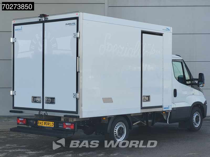 Iveco Daily 35S16 Koelwagen Automaat Carrier Pulsar 400 380V Stekker Airco Cruise Camera Koel Koeler Kühlwagen Kühlkoffer 12m3 Airco Cruise - Kühltransporter: das Bild 3 Iveco Daily 35S16 Koelwagen Automaat Carrier Pulsar 400 380V Stekker Airco Cruise Camera Koel Koeler Kühlwagen Kühlkoffer 12m3 Airco Cruise - Kühltransporter: das Bild 3