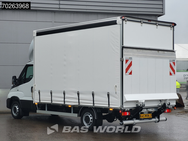 Iveco Daily 35S18 3.0L Automaat Schuifzeilen met Laadklep ACC Navi Bakwagen Schuifzeil Zeilen Koffer Meubelbak 28m3 Airco - Planen Transporter: das Bild 2 Iveco Daily 35S18 3.0L Automaat Schuifzeilen met Laadklep ACC Navi Bakwagen Schuifzeil Zeilen Koffer Meubelbak 28m3 Airco - Planen Transporter: das Bild 2