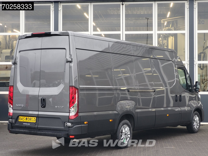 Iveco Daily 35S21 3.0L Automaat 210PK L3H2 2025-Model 3,5t Trekvermogen ACC LED CarPlay Camera Parkeersensoren Velgen 16m3 Euro6 L4H2 16m3 A - Kastenwagen: das Bild 2 Iveco Daily 35S21 3.0L Automaat 210PK L3H2 2025-Model 3,5t Trekvermogen ACC LED CarPlay Camera Parkeersensoren Velgen 16m3 Euro6 L4H2 16m3 A - Kastenwagen: das Bild 2