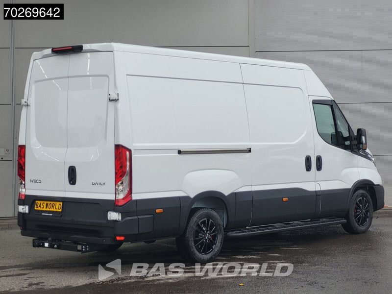 Iveco Daily 35S21 3.0L Automaat Black Edition 2025 model L2H2 Trekhaak Tacho ACC LED CarPlay Velgen Camera 12m3 Airco Trekhaak - Kastenwagen: das Bild 5 Iveco Daily 35S21 3.0L Automaat Black Edition 2025 model L2H2 Trekhaak Tacho ACC LED CarPlay Velgen Camera 12m3 Airco Trekhaak - Kastenwagen: das Bild 5