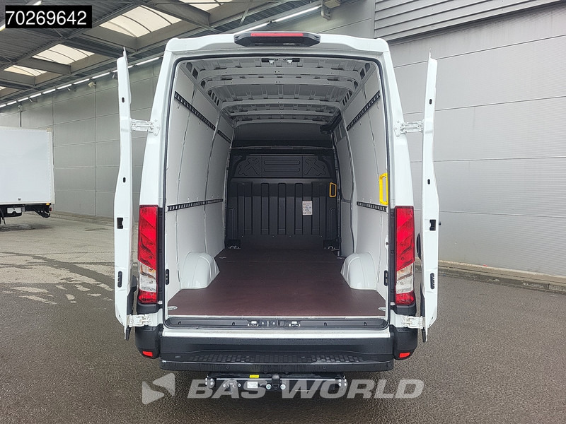 Iveco Daily 35S21 3.0L Automaat Black Edition 2025 model L2H2 Trekhaak Tacho ACC LED CarPlay Velgen Camera 12m3 Airco Trekhaak - Kastenwagen: das Bild 3 Iveco Daily 35S21 3.0L Automaat Black Edition 2025 model L2H2 Trekhaak Tacho ACC LED CarPlay Velgen Camera 12m3 Airco Trekhaak - Kastenwagen: das Bild 3