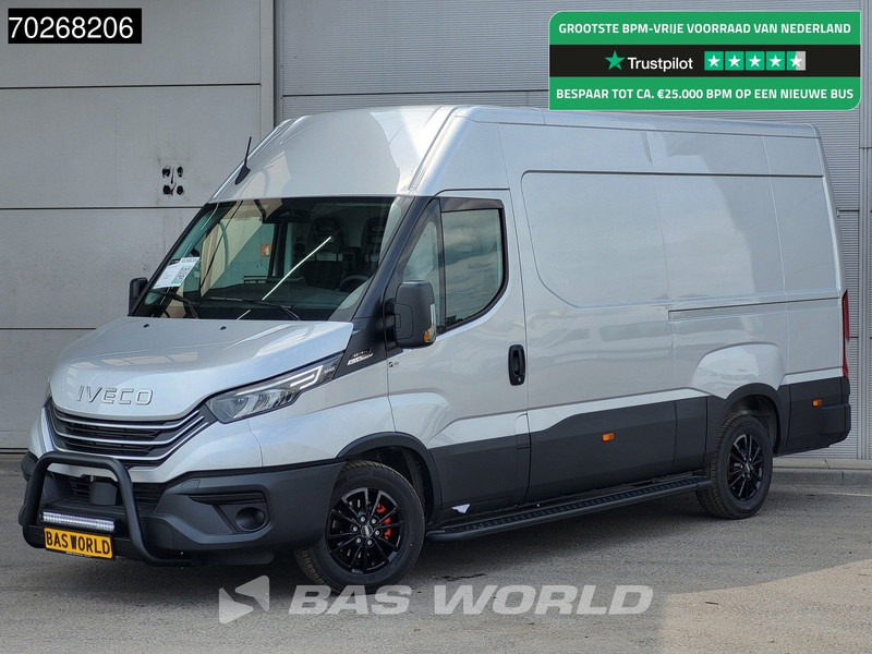 Iveco Daily 35S21 3.0L Automaat Black Edition L2H2 LED ACC Airco Camera 3,5t Trekgewicht Parkeersensoren L3 12m3 Airco - Kastenwagen: das Bild 1 Iveco Daily 35S21 3.0L Automaat Black Edition L2H2 LED ACC Airco Camera 3,5t Trekgewicht Parkeersensoren L3 12m3 Airco - Kastenwagen: das Bild 1