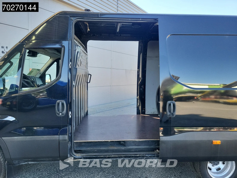 Iveco Daily 50C18 3.0L 180PK Dubbellucht 2x Schuifdeur L2H2 Euro6 Camera Airco Cruise L2 12m3 Airco Cruise control - Kastenwagen: das Bild 3 Iveco Daily 50C18 3.0L 180PK Dubbellucht 2x Schuifdeur L2H2 Euro6 Camera Airco Cruise L2 12m3 Airco Cruise control - Kastenwagen: das Bild 3