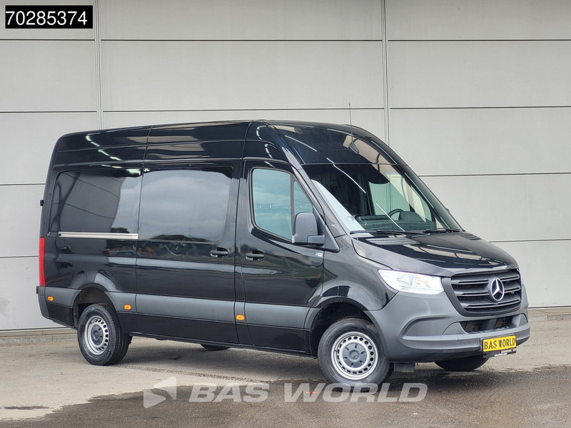 Mercedes-Benz Sprinter 317 CDI Automaat 3,5t Trekhaak L2H2 170PK Airco Camera MBUX Euro6 L2 12m3 Airco Trekhaak - Kastenwagen: das Bild 5 Mercedes-Benz Sprinter 317 CDI Automaat 3,5t Trekhaak L2H2 170PK Airco Camera MBUX Euro6 L2 12m3 Airco Trekhaak - Kastenwagen: das Bild 5