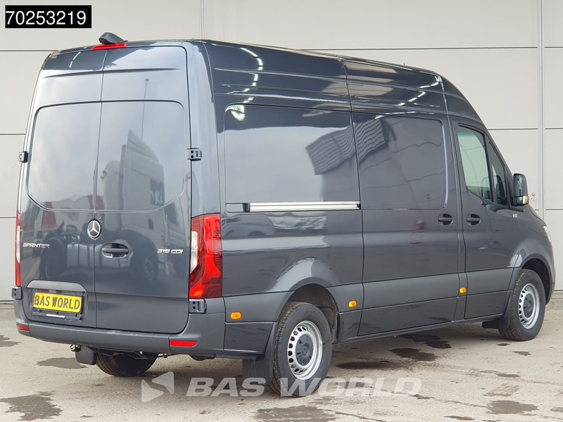Mercedes-Benz Sprinter 319 CDI Automaat L2H2 model 2025 Camera MBUX LED Airco Cruise 10m3 Airco Cruise control - Kastenwagen: das Bild 5 Mercedes-Benz Sprinter 319 CDI Automaat L2H2 model 2025 Camera MBUX LED Airco Cruise 10m3 Airco Cruise control - Kastenwagen: das Bild 5