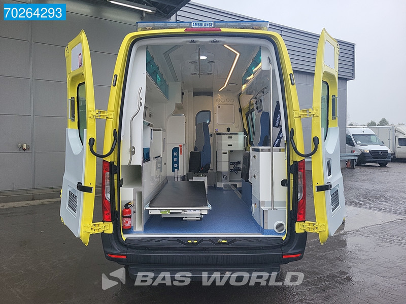 Mercedes-Benz Sprinter 319 CDI Automaat Nieuw! Complete Ambulance Ziekenwagen Rettungswagen Krankenwagen Airco - Krankenwagen: das Bild 3 Mercedes-Benz Sprinter 319 CDI Automaat Nieuw! Complete Ambulance Ziekenwagen Rettungswagen Krankenwagen Airco - Krankenwagen: das Bild 3