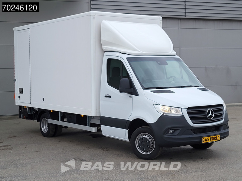 Mercedes-Benz Sprinter 515 CDI Automaat 1000kg Laadklep Dubbellucht Bakwagen MBUX Airco Cruise MBUX Koffer Meubelbak 21m3 Airco Cruise control - Koffer Transporter: das Bild 2 Mercedes-Benz Sprinter 515 CDI Automaat 1000kg Laadklep Dubbellucht Bakwagen MBUX Airco Cruise MBUX Koffer Meubelbak 21m3 Airco Cruise control - Koffer Transporter: das Bild 2