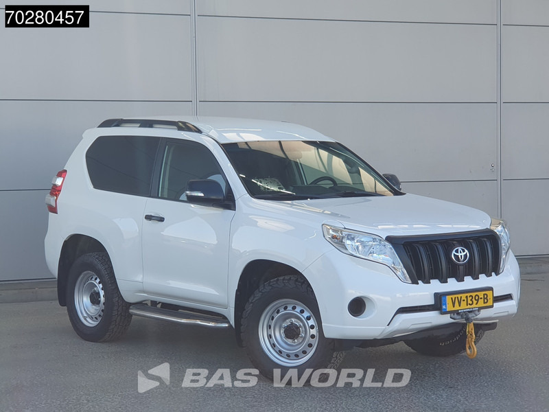 Toyota Land Cruiser 2.8 D-4D 177 PK Euro6 3DRS VAN 3.5t trekhaak Warn Lier Airco PDC 2m3 Airco Trekhaak - Kleintransporter: das Bild 3 Toyota Land Cruiser 2.8 D-4D 177 PK Euro6 3DRS VAN 3.5t trekhaak Warn Lier Airco PDC 2m3 Airco Trekhaak - Kleintransporter: das Bild 3
