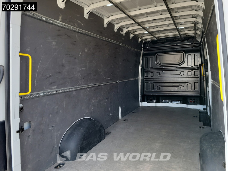 Volkswagen Crafter 140pk L4H3 Trekhaak Airco Cruise Camera Parkeersensoren Euro6 L3H2 15m3 Airco Trekhaak Cruise control - Kastenwagen: das Bild 5 Volkswagen Crafter 140pk L4H3 Trekhaak Airco Cruise Camera Parkeersensoren Euro6 L3H2 15m3 Airco Trekhaak Cruise control - Kastenwagen: das Bild 5