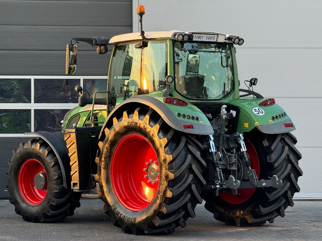 Traktor Fendt 720 Vario SCR Profi: das Bild 6