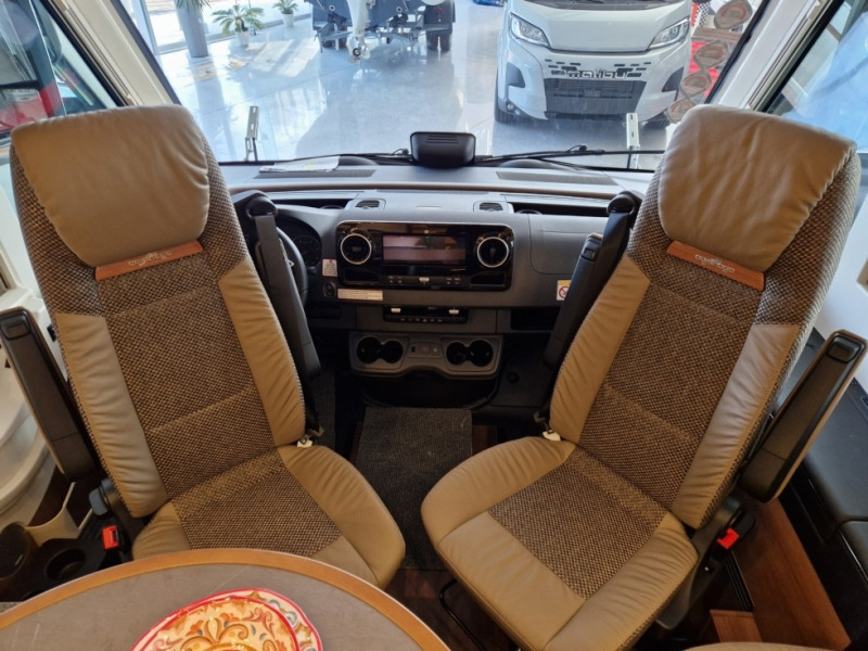 Carthago Chic E-Line I 64 XL QB Mercedes - Integriertes Wohnmobil: das Bild 5 Carthago Chic E-Line I 64 XL QB Mercedes - Integriertes Wohnmobil: das Bild 5