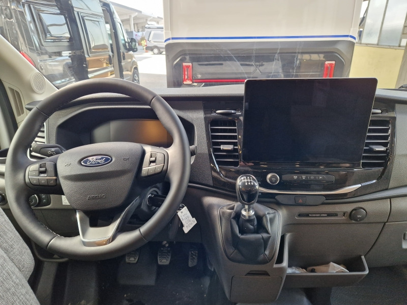 Innenraum Bild 1: Teilintegriertes Wohnmobil, Zustand - NEU Chausson 640 First Line Ford