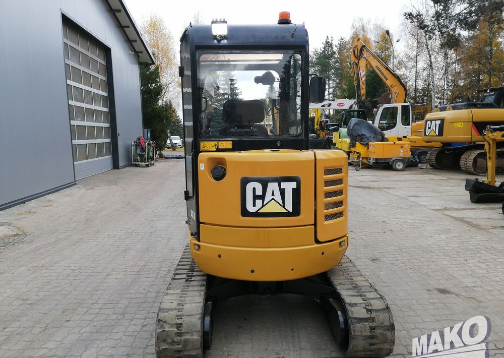 Caterpillar 302.7 D CR - Kettenbagger: das Bild 4 Caterpillar 302.7 D CR - Kettenbagger: das Bild 4