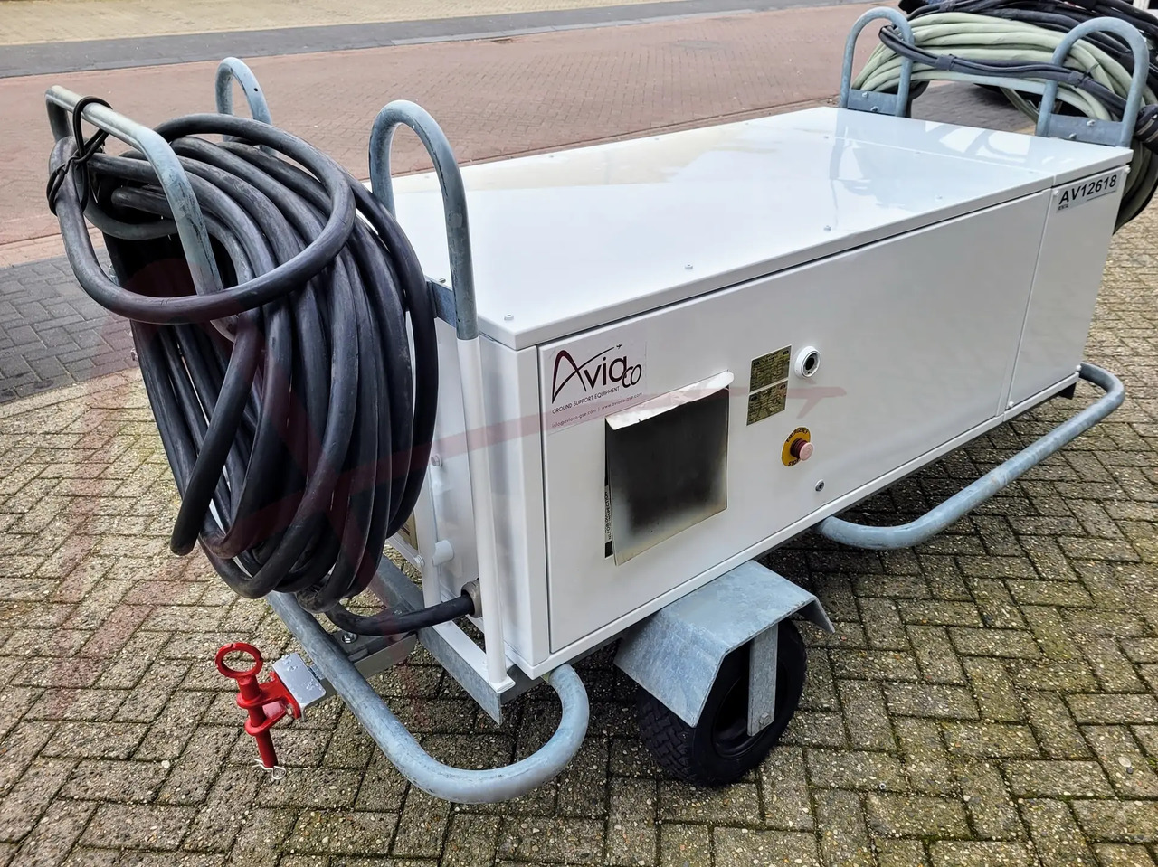 AXA POWER 3GSTS 200/345L - Bodenstromaggregat: das Bild 2 AXA POWER 3GSTS 200/345L - Bodenstromaggregat: das Bild 2