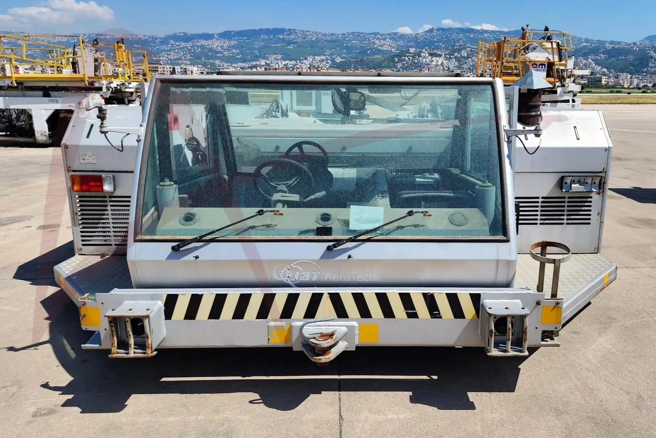 JBT AEROTECH EXPEDITER 400 - Flugzeugschlepper: das Bild 1 JBT AEROTECH EXPEDITER 400 - Flugzeugschlepper: das Bild 1