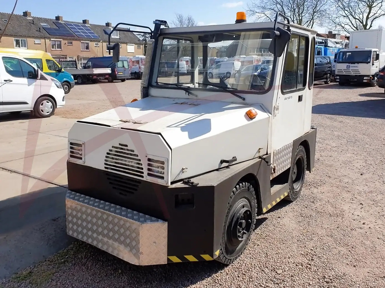 MULAG COMET 4 - Gepäckschlepper: das Bild 1 MULAG COMET 4 - Gepäckschlepper: das Bild 1