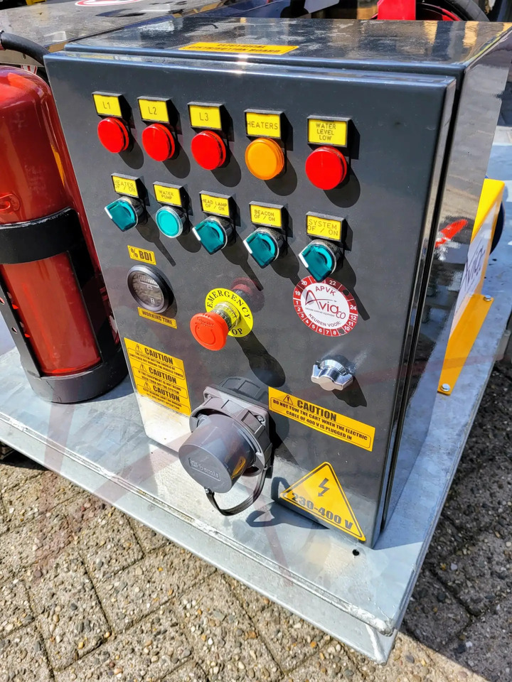 Toilettenservice-LKW, Zustand - NEU TIMSAN LSC300/700E: das Bild 7 Toilettenservice-LKW, Zustand - NEU TIMSAN LSC300/700E: das Bild 7