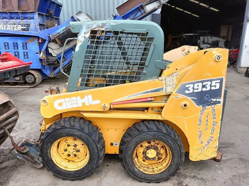 Gehl 3935 3840 schranklader loader skid steer bobcat - Kompaktlader: das Bild 2 Gehl 3935 3840 schranklader loader skid steer bobcat - Kompaktlader: das Bild 2