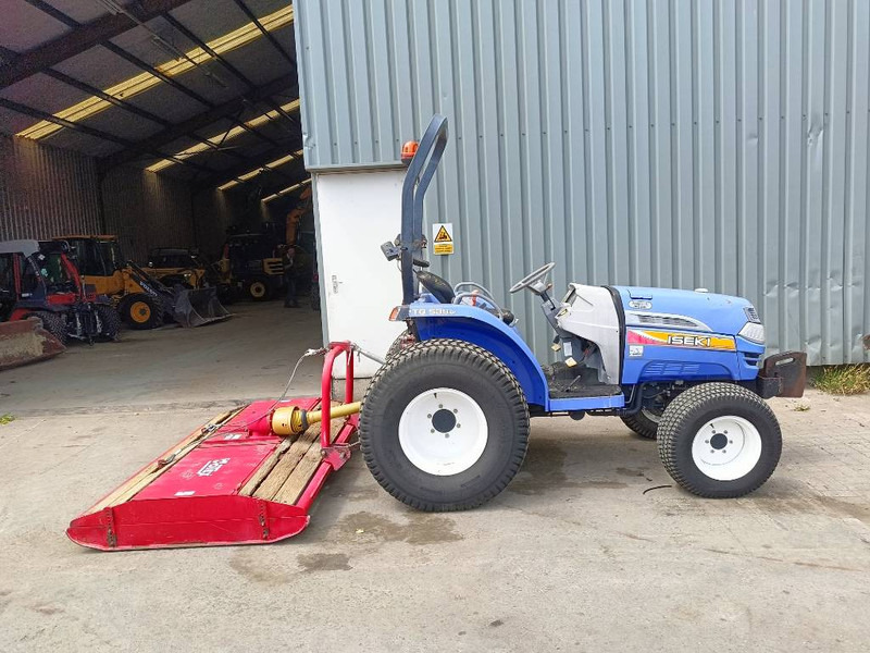 Iseki TG 5390 compacte tractor met maaier votex p12 4x4 - Kleintraktor: das Bild 2 Iseki TG 5390 compacte tractor met maaier votex p12 4x4 - Kleintraktor: das Bild 2