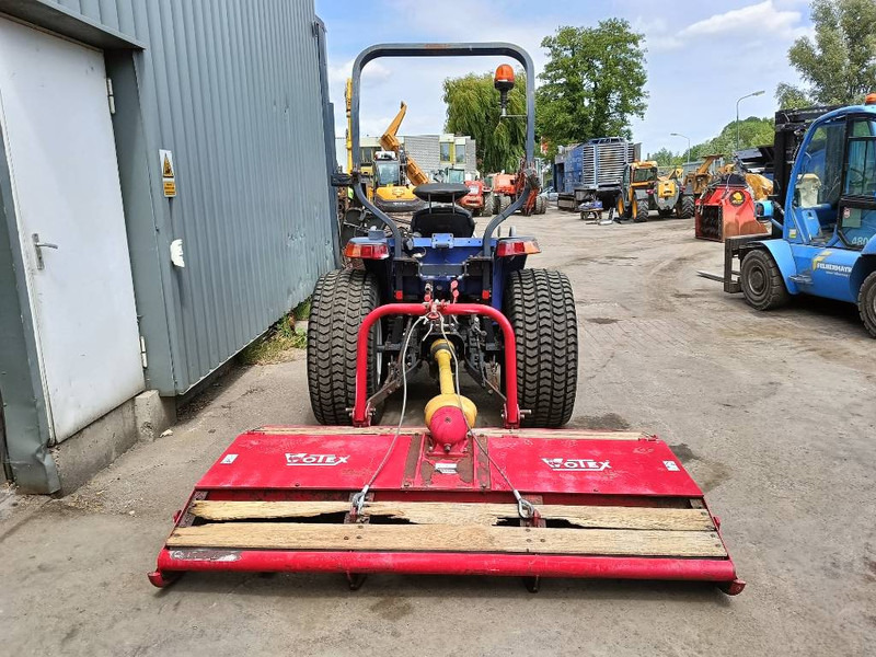 Iseki TG 5390 compacte tractor met maaier votex p12 4x4 - Kleintraktor: das Bild 5 Iseki TG 5390 compacte tractor met maaier votex p12 4x4 - Kleintraktor: das Bild 5