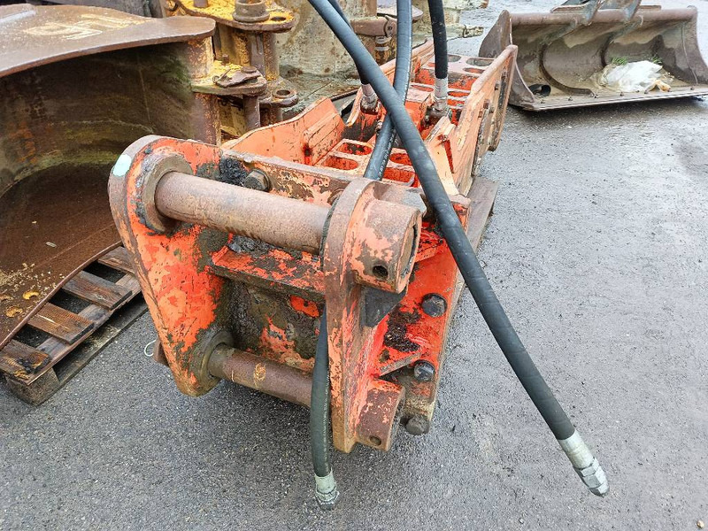 NPK E 210 GH9 hamer hammer hydraulic 18-25 ton 2000 - Hydraulikhammer für Baumaschine: das Bild 3 NPK E 210 GH9 hamer hammer hydraulic 18-25 ton 2000 - Hydraulikhammer für Baumaschine: das Bild 3