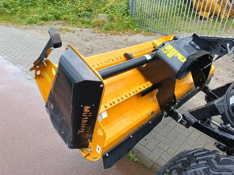Landwirtschaftlicher Anhänger Reform Metrac H7 RX maaier mower traction 4x4x4 all terra: das Bild 19