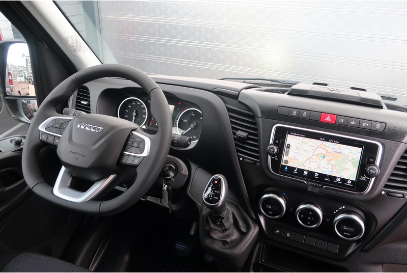 Iveco Daily 35S18HV 3.0 L2H2 BPM VRIJ/ AUT/ LED/ CAMERA/ NAVI/ CLIMA - Kastenwagen: das Bild 5 Iveco Daily 35S18HV 3.0 L2H2 BPM VRIJ/ AUT/ LED/ CAMERA/ NAVI/ CLIMA - Kastenwagen: das Bild 5