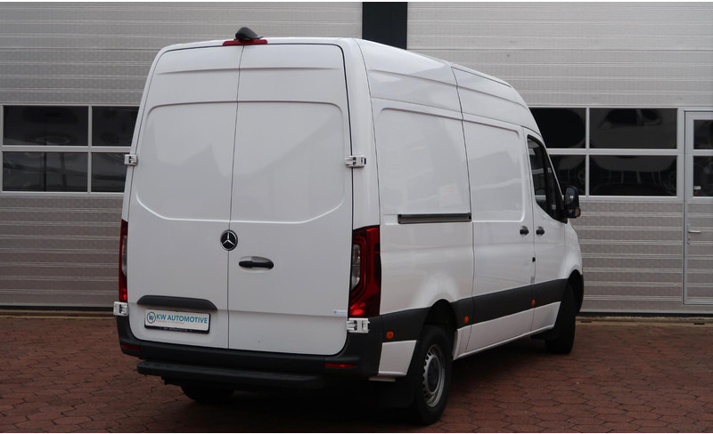 Mercedes-Benz Sprinter 319 CDI V6 L2H2 Mercedes-Benz Sprinter 319 CDI L2H2 AUT/ CAMERA/ LED/ CRUISE/ CLIMA/ STANDKACH - Kleintransporter: das Bild 5 Mercedes-Benz Sprinter 319 CDI V6 L2H2 Mercedes-Benz Sprinter 319 CDI L2H2 AUT/ CAMERA/ LED/ CRUISE/ CLIMA/ STANDKACH - Kleintransporter: das Bild 5