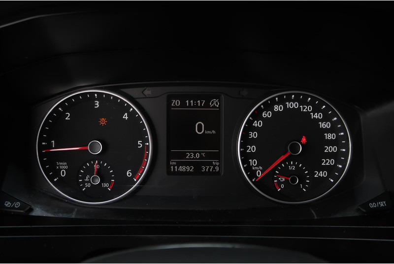 Kleintransporter Volkswagen Transporter 2.0 TDI L2H1 Highline AUT/ NAVI/ CAMERA/ CRUISE/ AIRCO/ LEDER/ TREKHAAK: das Bild 11