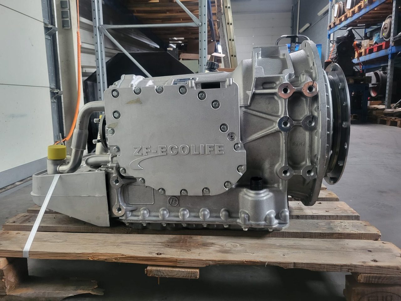 ZF 6 AP 1200B - Getriebe für Bus: das Bild 3 ZF 6 AP 1200B - Getriebe für Bus: das Bild 3