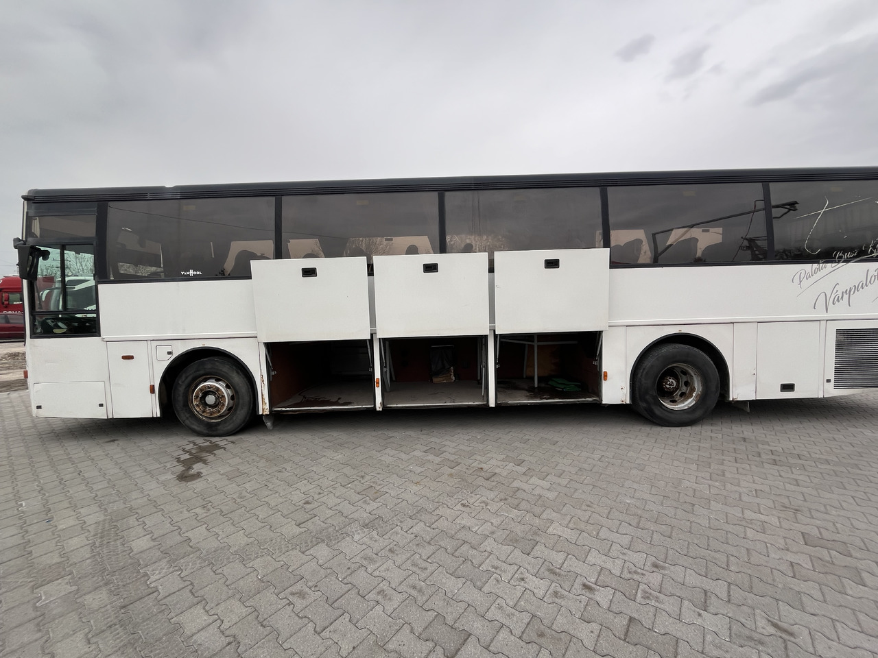 VAN HOOL 2 unite Bus - Bus: das Bild 3 VAN HOOL 2 unite Bus - Bus: das Bild 3
