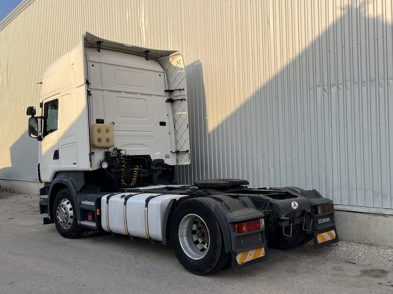 SCANIA R 420 LA 4X2 MLA - Sattelzugmaschine: das Bild 4 SCANIA R 420 LA 4X2 MLA - Sattelzugmaschine: das Bild 4